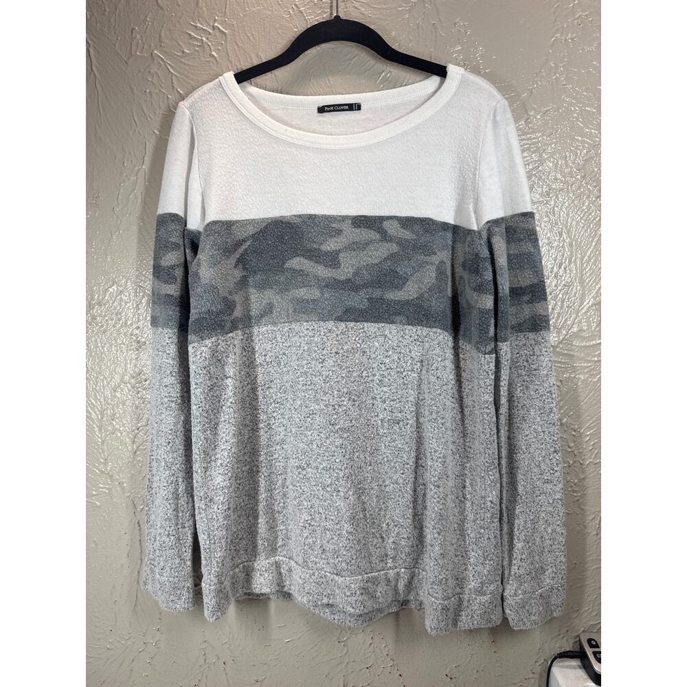 Pink Clover Ameya Brushed Knit Top Colorblock Grey Camo‎ Womens Size Medium